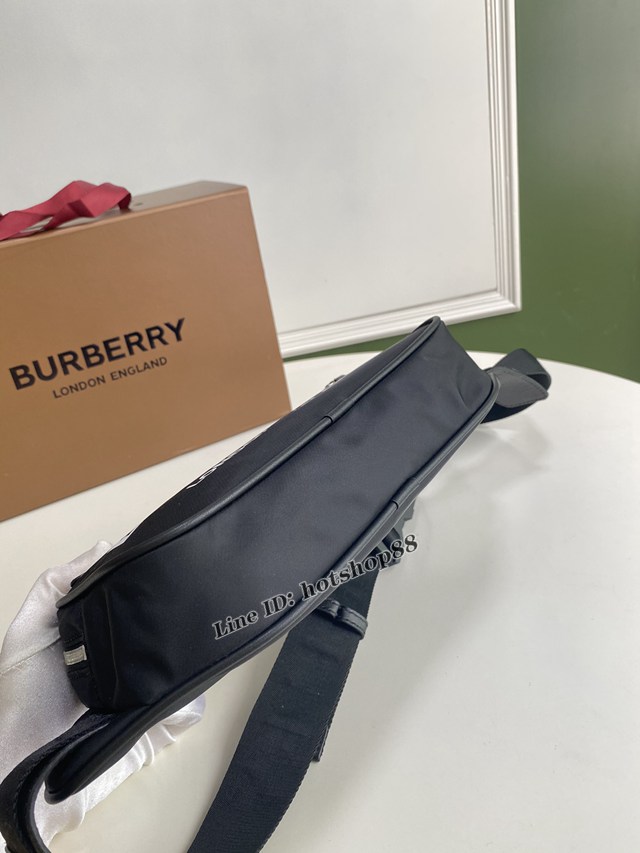 Burberry專櫃新款腰包 巴寶莉尼龍布男士腰包挎包 yxb1202